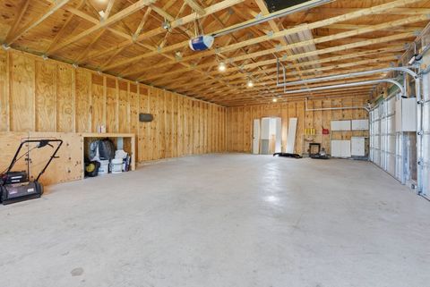 Tiny photo for 117 Hook Road, Carpentersville, IL 60110 (MLS # 12614685)