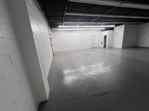 Tiny photo for 7833 W Ogden Avenue #7835, Lyons, IL 60534 (MLS # 12449163)