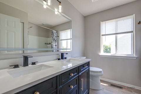 Tiny photo for 441 Barn Swallow Drive, Lindenhurst, IL 60046 (MLS # 12700892)