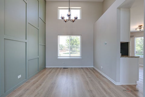Tiny photo for 441 Barn Swallow Drive, Lindenhurst, IL 60046 (MLS # 12700892)