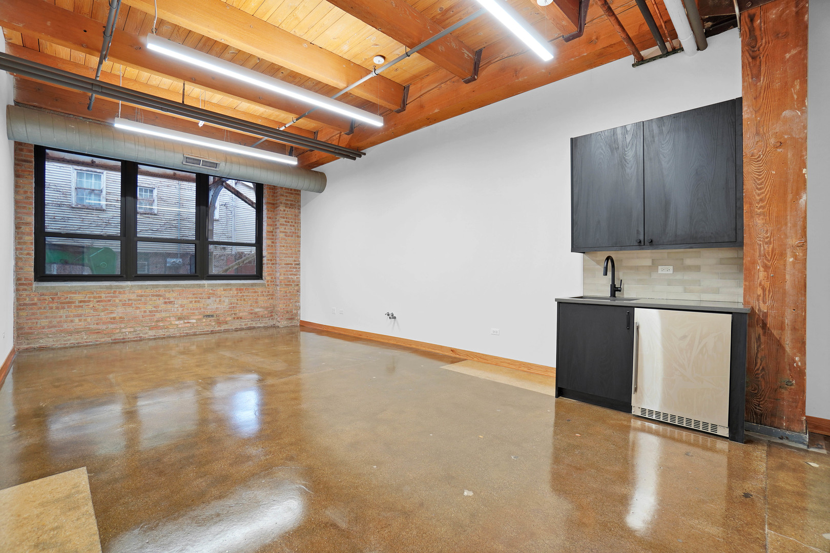 1806 W Cuyler Avenue 107