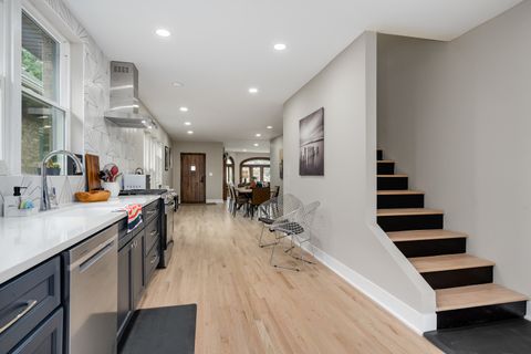 Tiny photo for 6739 N Rockwell Street, Chicago, IL 60645 (MLS # 12605291)