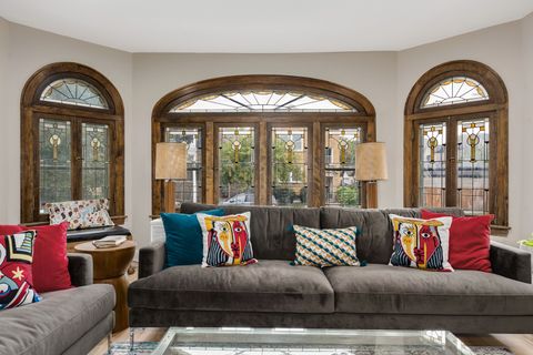 Tiny photo for 6739 N Rockwell Street, Chicago, IL 60645 (MLS # 12605291)