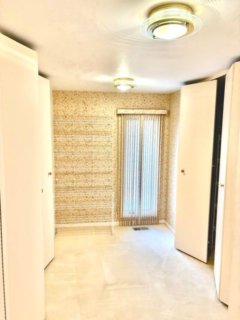 Tiny photo for 1720 Wildberry Drive #B, Glenview, IL 60025 (MLS # 12543285)