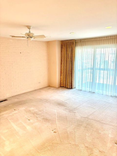 Tiny photo for 1720 Wildberry Drive #B, Glenview, IL 60025 (MLS # 12543285)