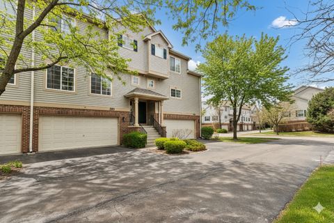 Photo of 282 Monarch Drive #24, Streamwood, IL 60107 (MLS # 12571003)