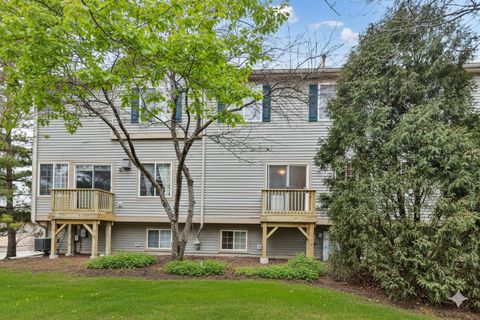 Tiny photo for 282 Monarch Drive #24, Streamwood, IL 60107 (MLS # 12571003)