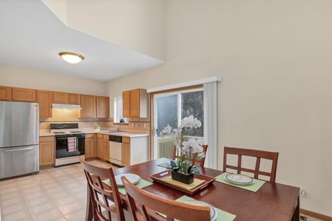 Tiny photo for 282 Monarch Drive #24, Streamwood, IL 60107 (MLS # 12571003)