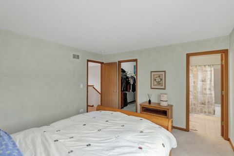 Tiny photo for 282 Monarch Drive #24, Streamwood, IL 60107 (MLS # 12571003)