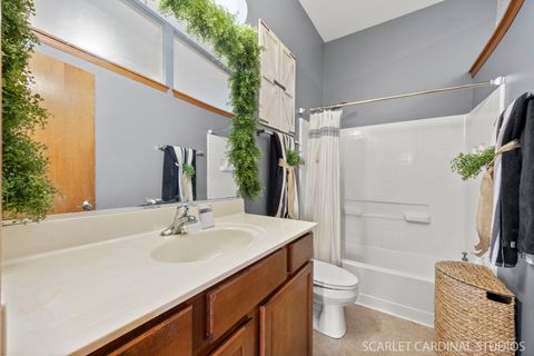 Tiny photo for 1696 Simms Street #1696, Aurora, IL 60504 (MLS # 12536809)