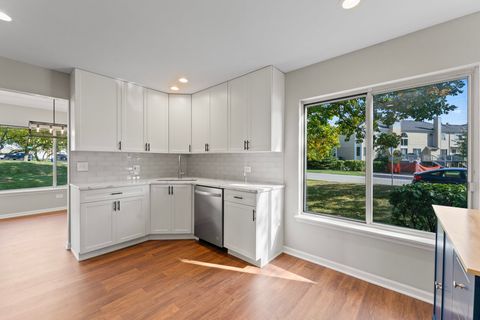 Tiny photo for 1849 Canterbury Court, Gurnee, IL 60031 (MLS # 12495627)