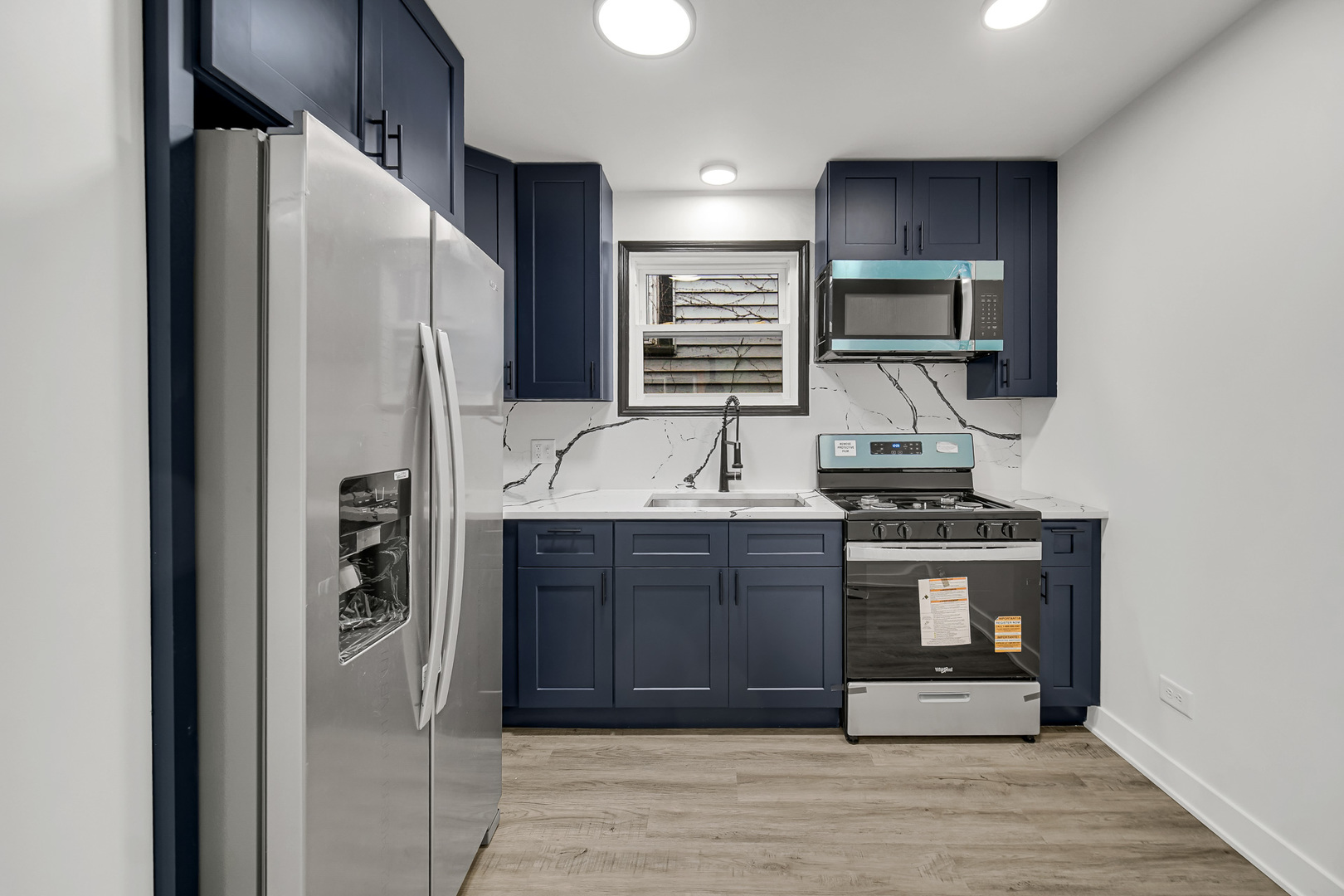 6420 S Winchester Avenue