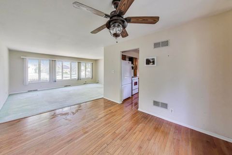 Tiny photo for 1007 Read Street, Lockport, IL 60441 (MLS # 12444702)