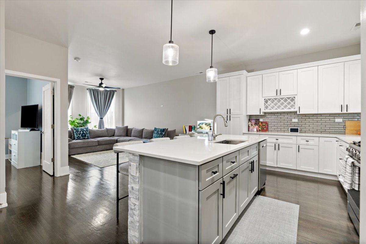 614 E 46th Street 3