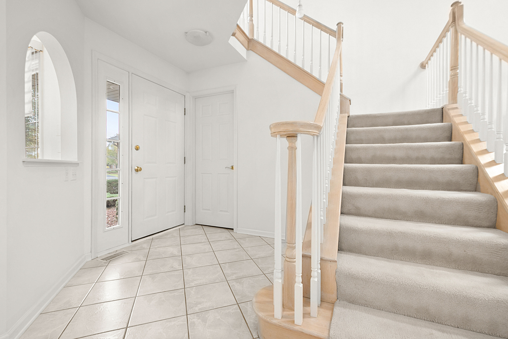 18332 Pond View Court