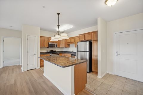 Tiny photo for 2220 Founders Drive #113, Northbrook, IL 60062 (MLS # 12532958)