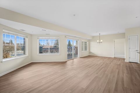 Tiny photo for 2220 Founders Drive #113, Northbrook, IL 60062 (MLS # 12532958)