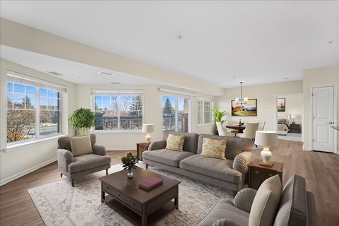 Tiny photo for 2220 Founders Drive #113, Northbrook, IL 60062 (MLS # 12532958)