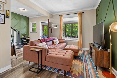 Tiny photo for 4450 N KASSON Avenue, Chicago, IL 60630 (MLS # 12653405)