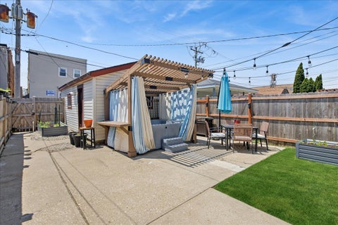 Tiny photo for 4450 N KASSON Avenue, Chicago, IL 60630 (MLS # 12653405)