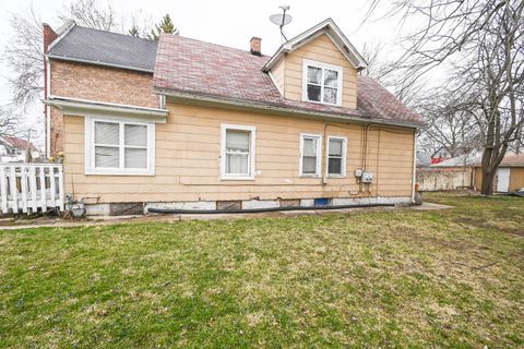 Tiny photo for 1423 Victoria Avenue, North Chicago, IL 60064 (MLS # 12478941)