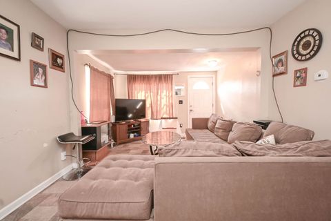 Tiny photo for 1423 Victoria Avenue, North Chicago, IL 60064 (MLS # 12478941)