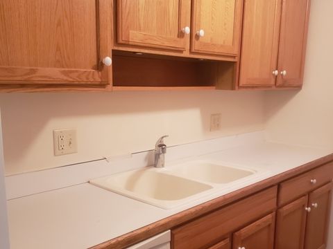 Tiny photo for 277 Shorewood Drive #2A, Glendale Heights, IL 60139 (MLS # 12508921)