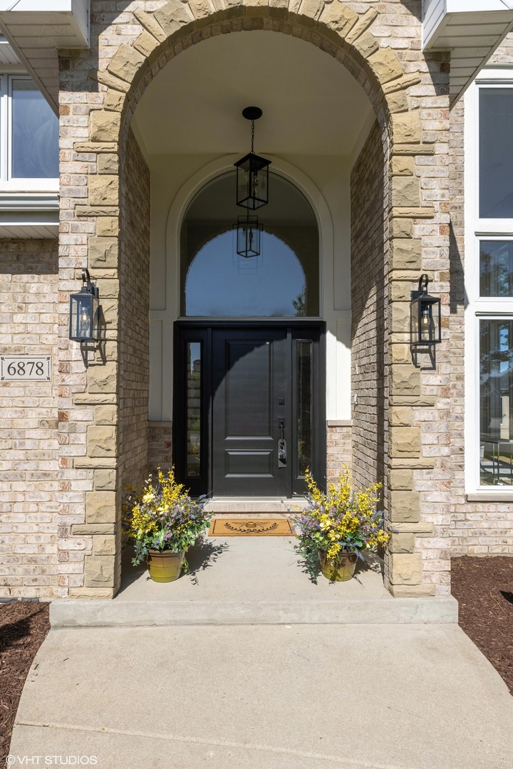 6878 Fieldstone Drive
