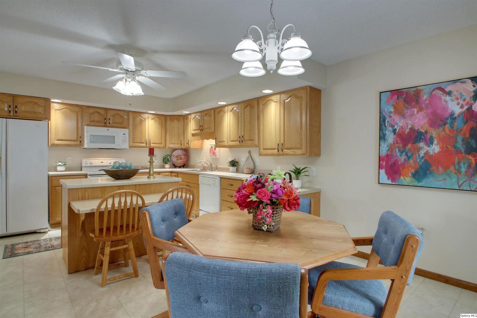 4921 Lake View Drive