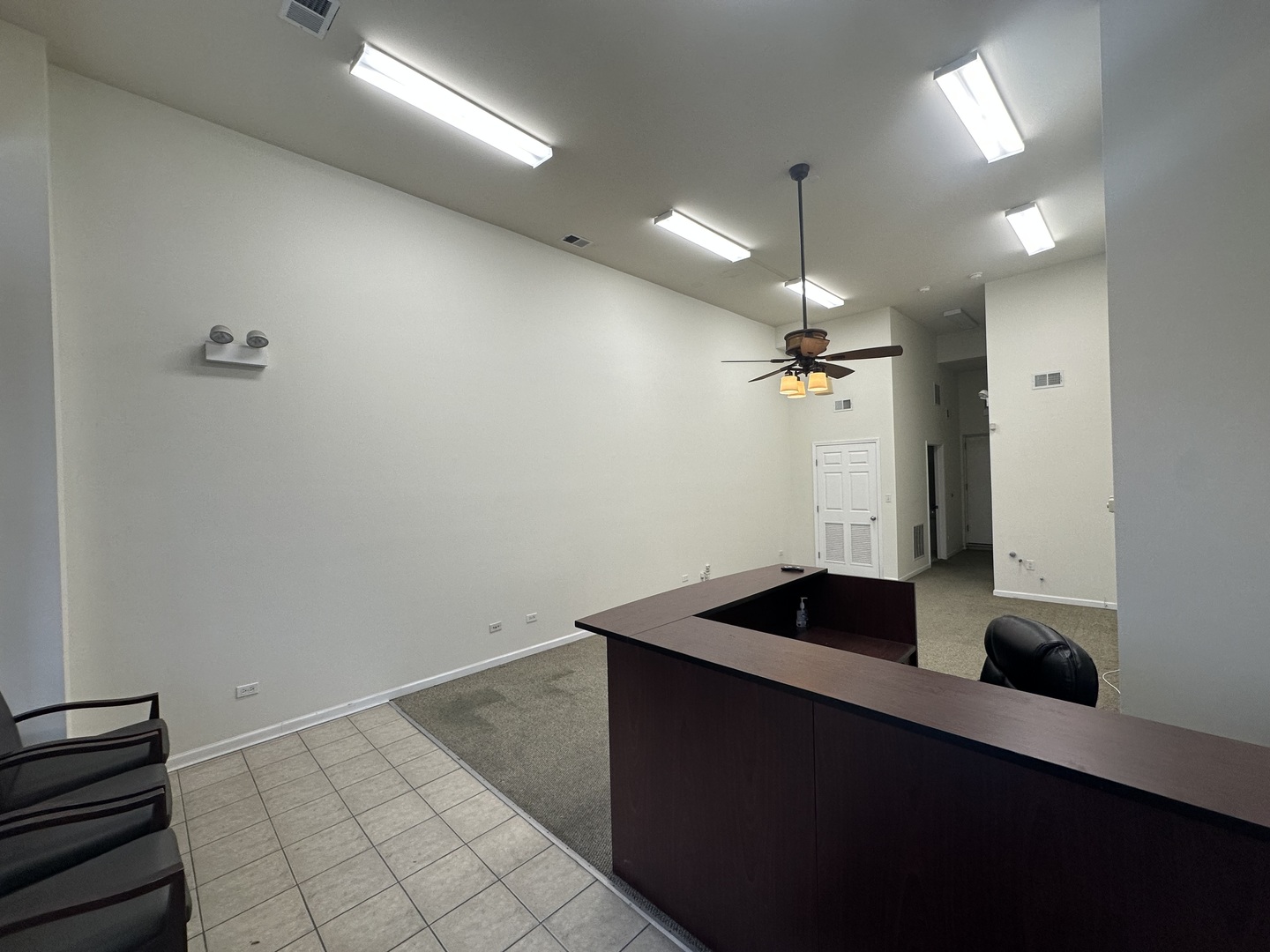 1019 S WESTERN Avenue 1