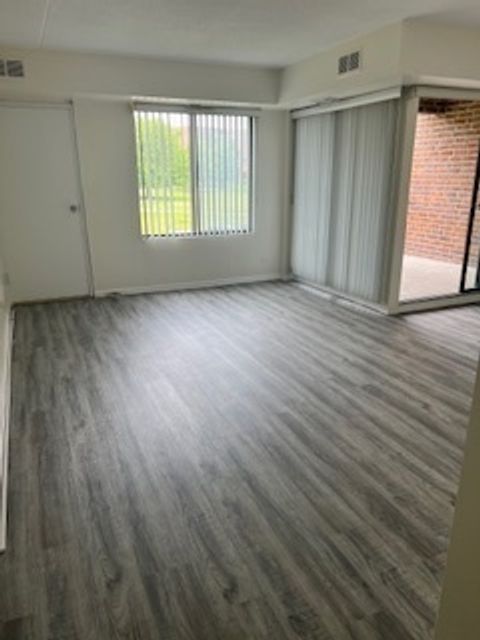 Tiny photo for 500 Park Avenue #238, Calumet City, IL 60409 (MLS # 12401592)