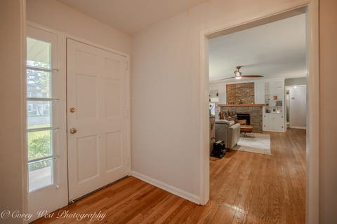 Tiny photo for 1319 W State Street, Geneva, IL 60134 (MLS # 12685961)