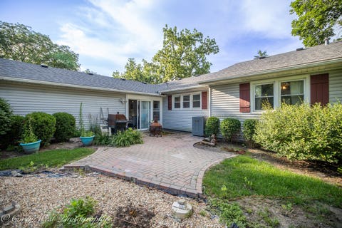 Tiny photo for 1319 W State Street, Geneva, IL 60134 (MLS # 12685961)
