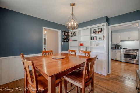 Tiny photo for 1319 W State Street, Geneva, IL 60134 (MLS # 12685961)