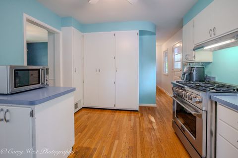 Tiny photo for 1319 W State Street, Geneva, IL 60134 (MLS # 12685961)
