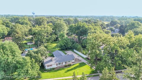 Tiny photo for 1319 W State Street, Geneva, IL 60134 (MLS # 12685961)