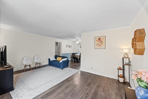 Tiny photo for 2254 Sherman Avenue #2, Evanston, IL 60201 (MLS # 12690668)