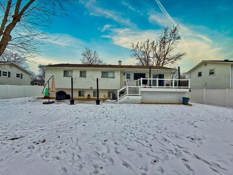 Tiny photo for 1117 E Pratt Drive, Palatine, IL 60074 (MLS # 12556405)