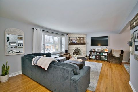 Tiny photo for 1117 E Pratt Drive, Palatine, IL 60074 (MLS # 12556405)