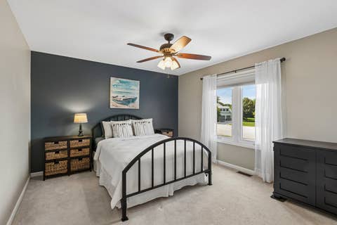 Tiny photo for 184 Bluebird Court, Hawthorn Woods, IL 60047 (MLS # 12713863)
