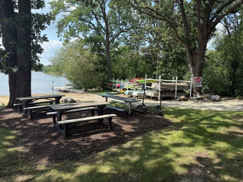 Tiny photo for 184 Bluebird Court, Hawthorn Woods, IL 60047 (MLS # 12713863)