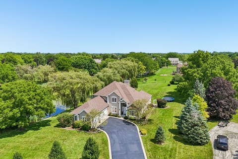 Photo of 184 Bluebird Court, Hawthorn Woods, IL 60047 (MLS # 12713863)