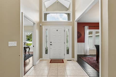 Tiny photo for 184 Bluebird Court, Hawthorn Woods, IL 60047 (MLS # 12713863)