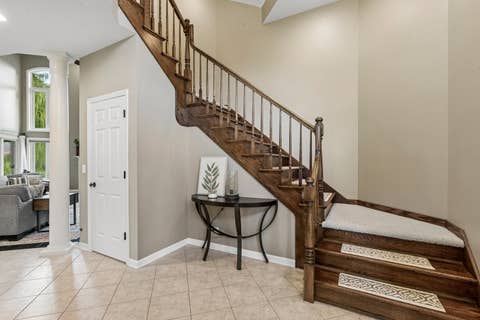 Tiny photo for 184 Bluebird Court, Hawthorn Woods, IL 60047 (MLS # 12713863)