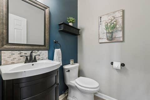 Tiny photo for 184 Bluebird Court, Hawthorn Woods, IL 60047 (MLS # 12713863)