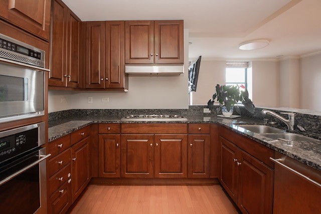 310 S Michigan Avenue 805