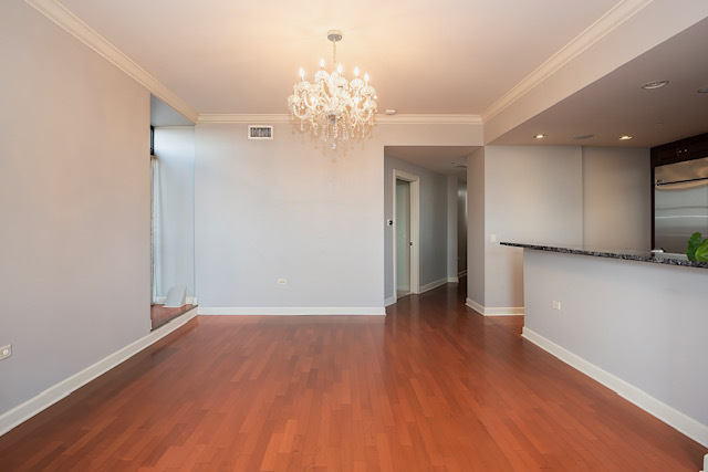 310 S Michigan Avenue 805