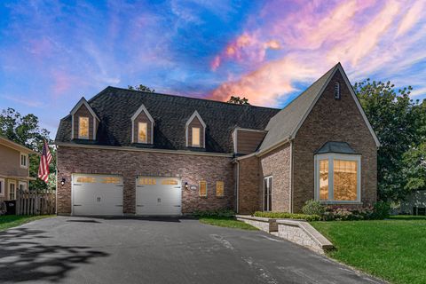 323 W Crystal Lake Avenue Crystal Lake IL 60014