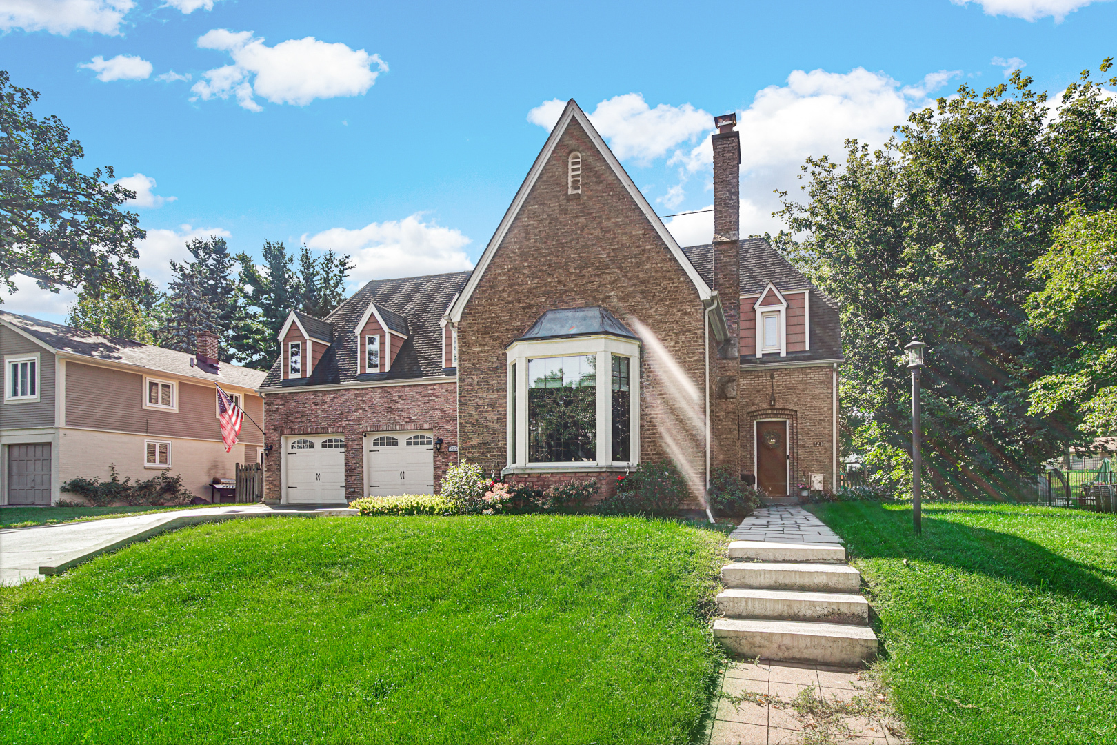 323 W Crystal Lake Avenue