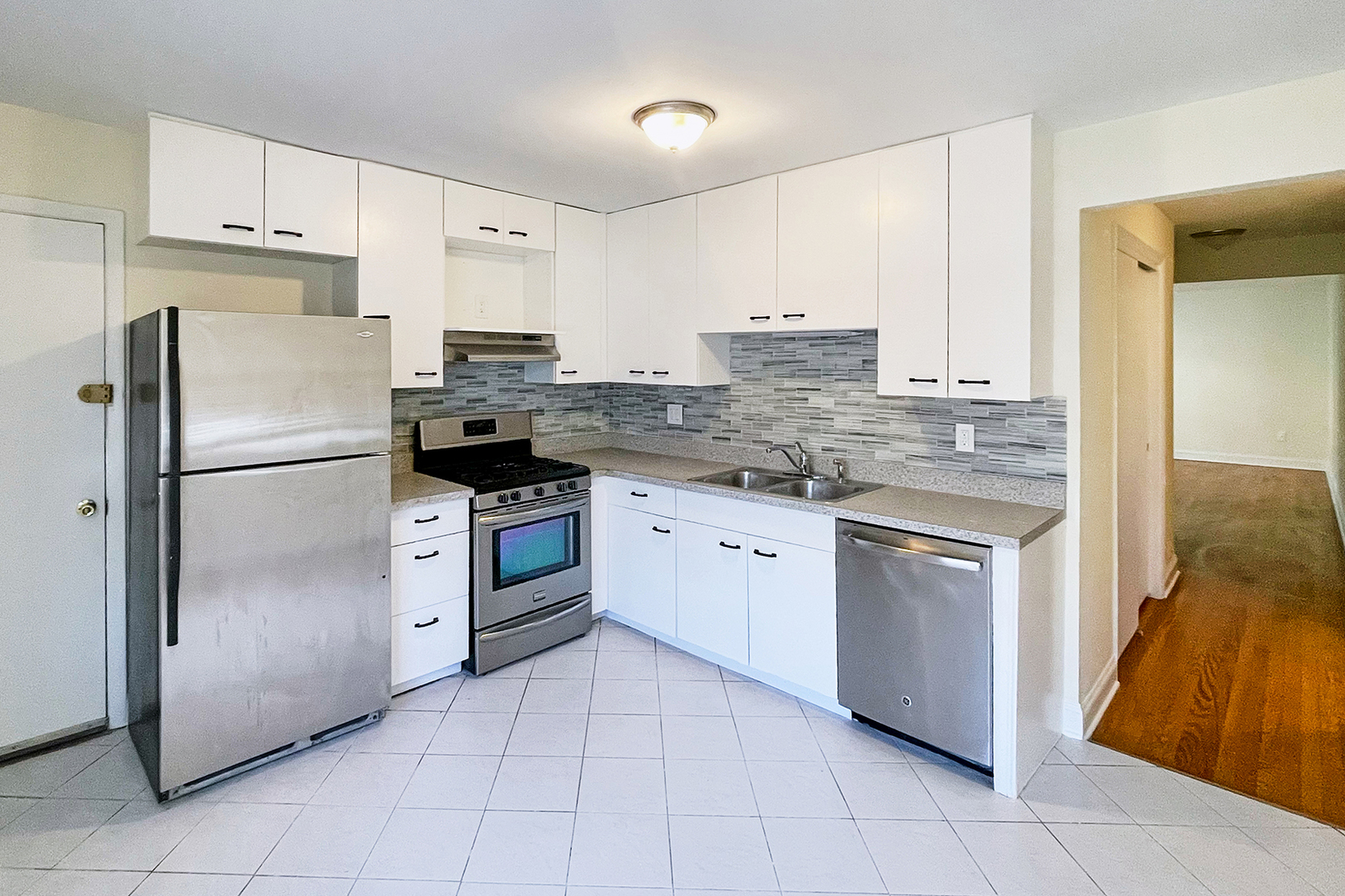 1714 W Touhy Avenue C2W